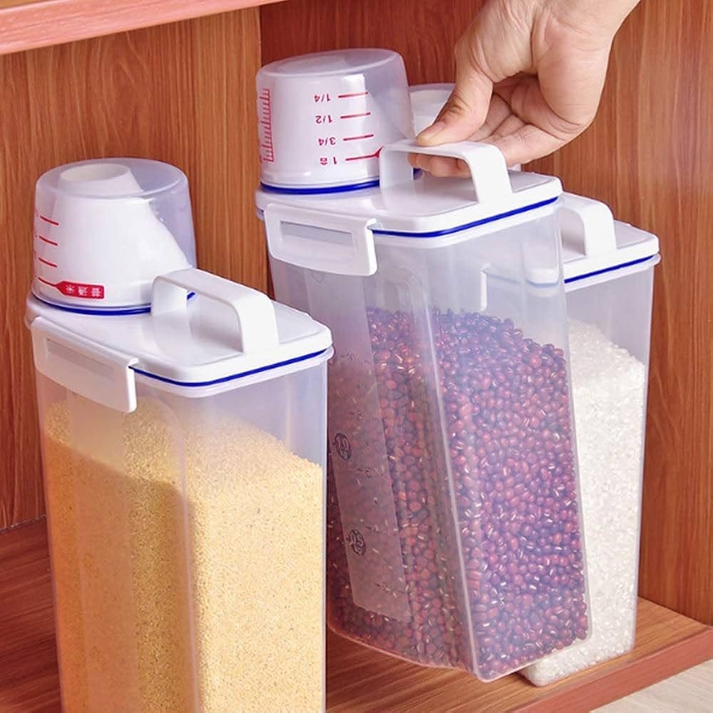Food Storage Container with Measuring Cup | حافظة طعام مع كوب قياس