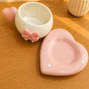 Heart Ceramic Cup & Saucer | كوب سيراميك مع صحن بتصميم قلب